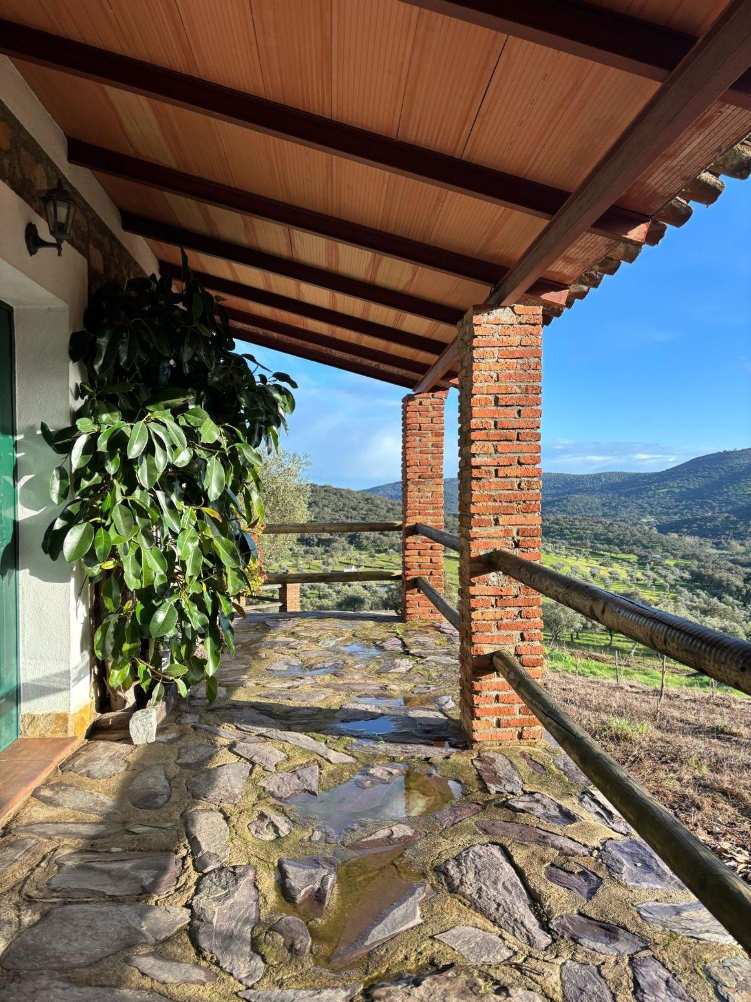 Casas Rurales Los Llanos Fuentes De Leon Екстер'єр фото