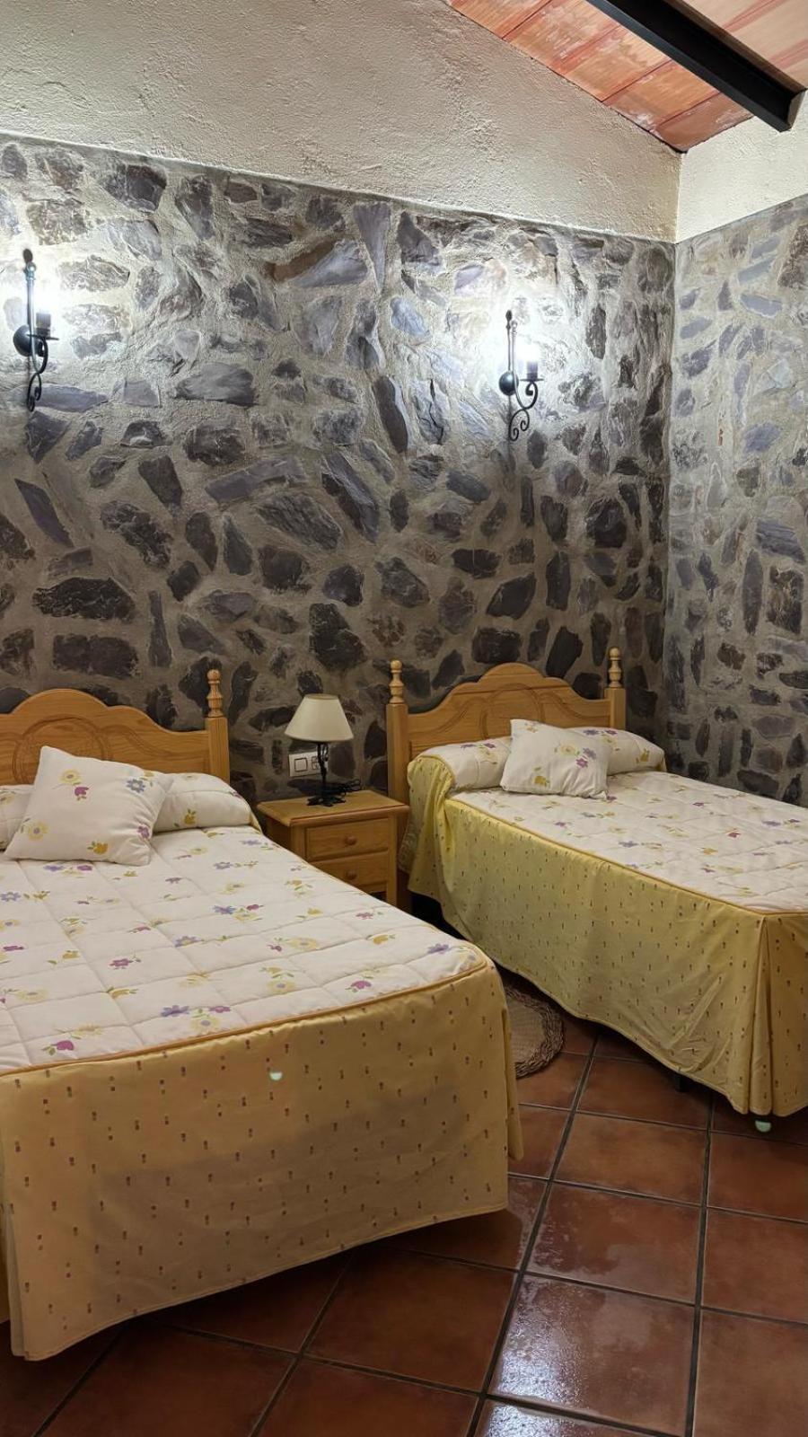 Casas Rurales Los Llanos Fuentes De Leon Екстер'єр фото